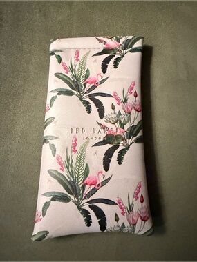 NWOT Ted Baker London flamingo, dragonfly & tropical flower print sunglass pouch